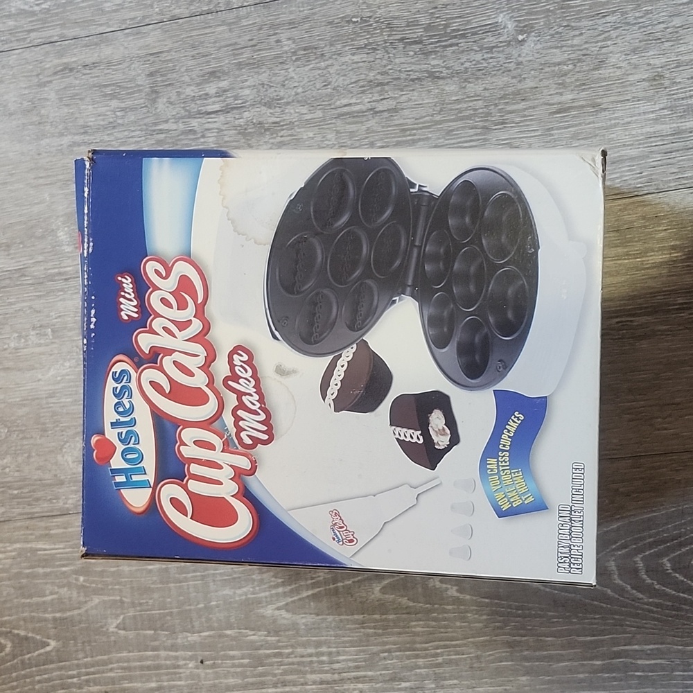 Hostess mini cupcake maker